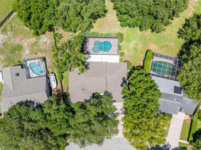 18006 CLEAR LAKE DR, Lutz, FL 33548