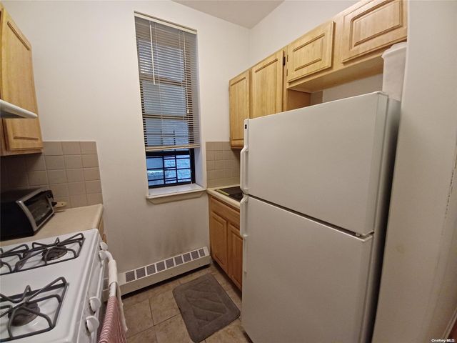 108 W 114th Street 2B, New York (manhattan), NY 10026