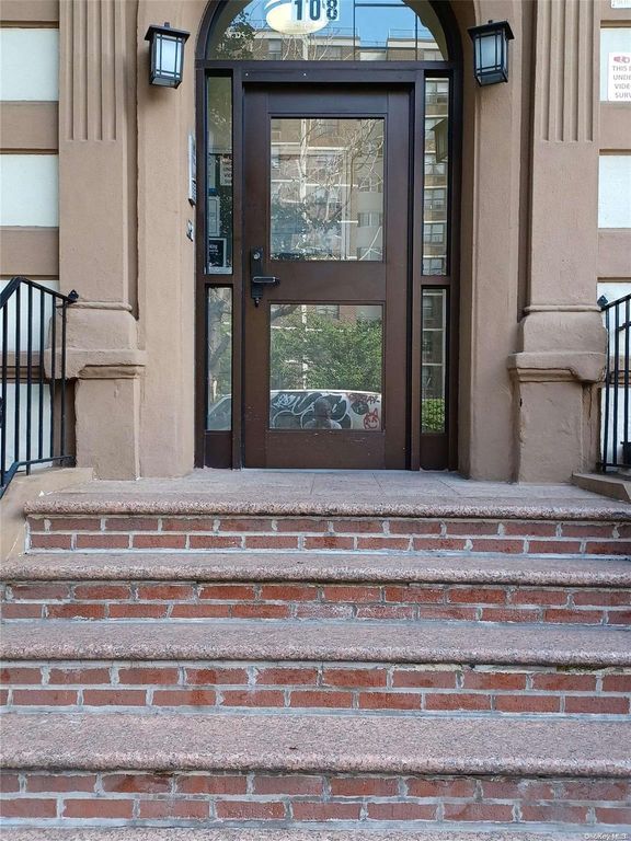 108 W 114th Street 2B, New York (manhattan), NY 10026