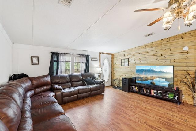 28100 SE 171ST STREET, Umatilla, FL 32784