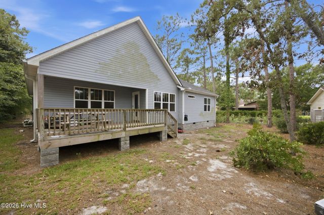 496 Tate Lake Drive, Southport, NC 28461