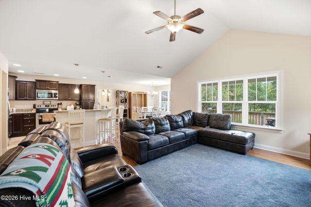 496 Tate Lake Drive, Southport, NC 28461