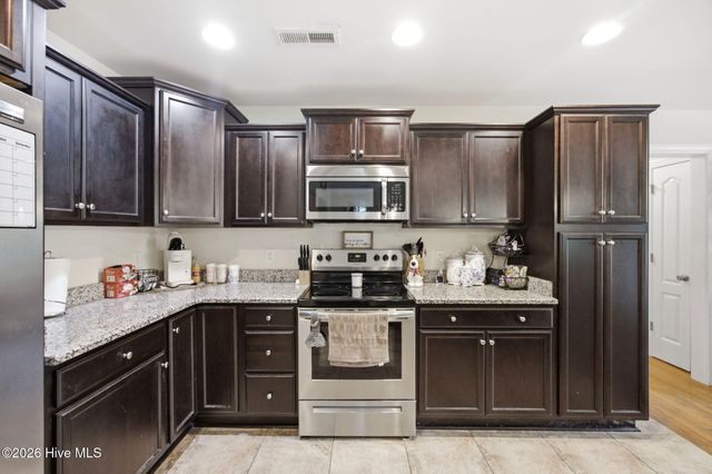 496 Tate Lake Drive, Southport, NC 28461