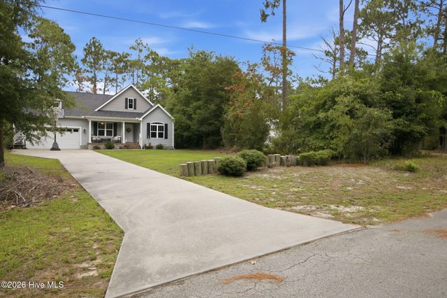 496 Tate Lake Drive, Southport, NC 28461