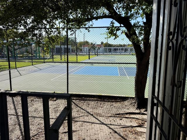 413 NW 63rd St, Miami, FL 33150