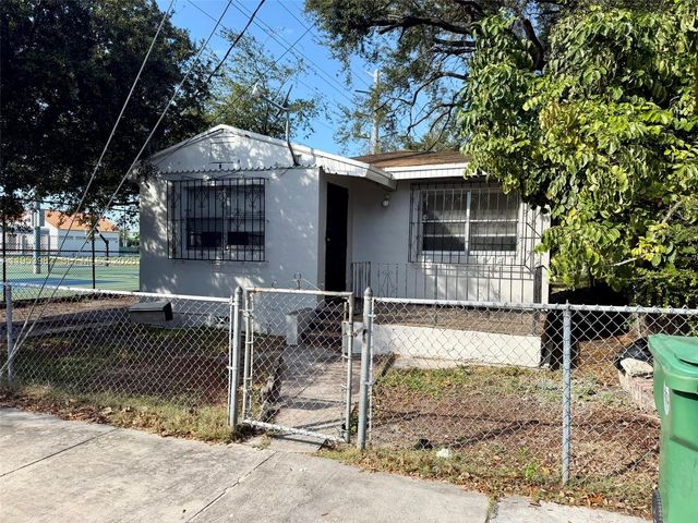 413 NW 63rd St, Miami, FL 33150