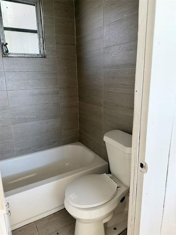 413 NW 63rd St, Miami, FL 33150