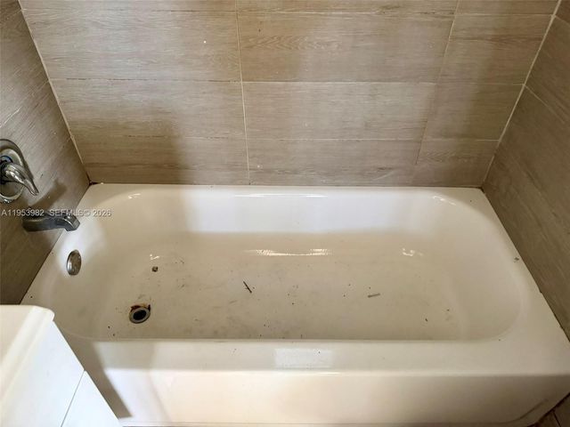 413 NW 63rd St, Miami, FL 33150