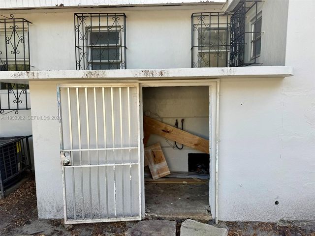 413 NW 63rd St, Miami, FL 33150