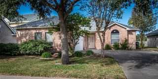 8213 Etienne Dr, Corpus Christi, TX 78414