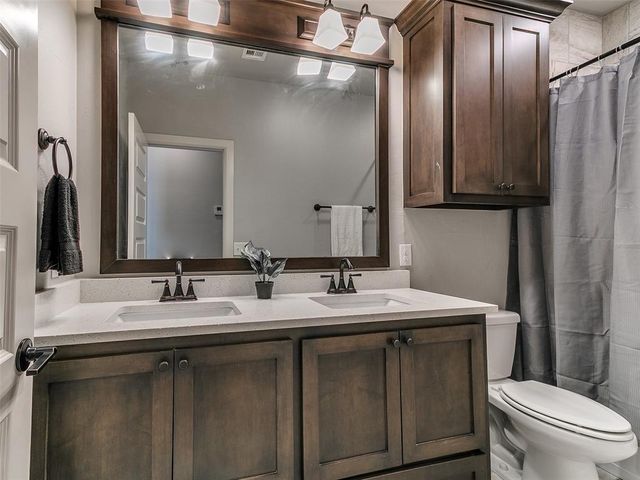 8201 Crew Lane, Edmond, OK 73034