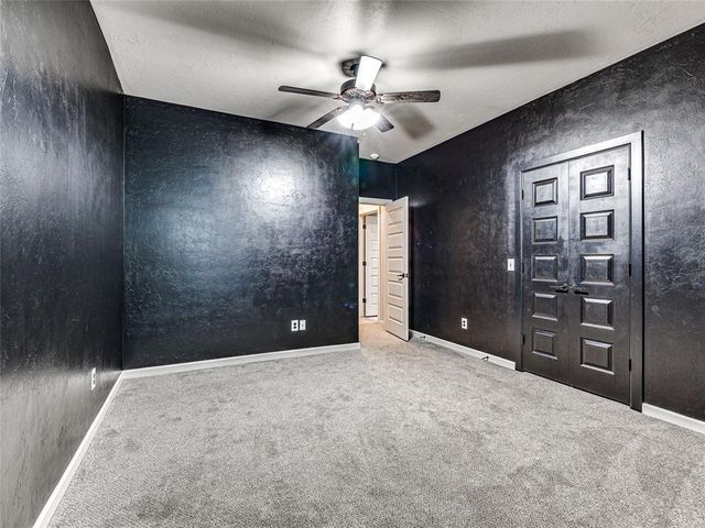 8201 Crew Lane, Edmond, OK 73034