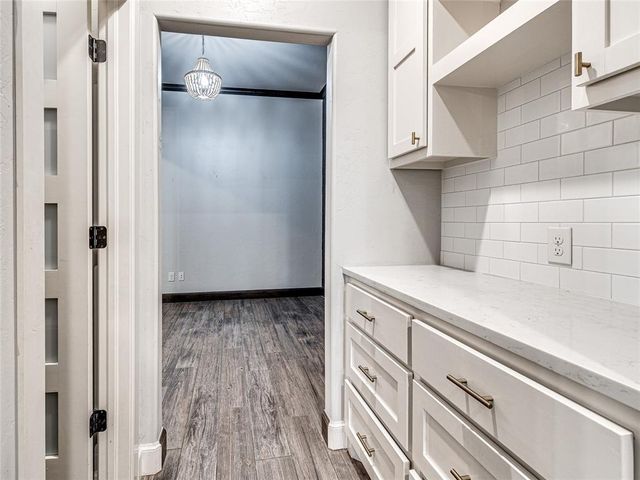 8201 Crew Lane, Edmond, OK 73034