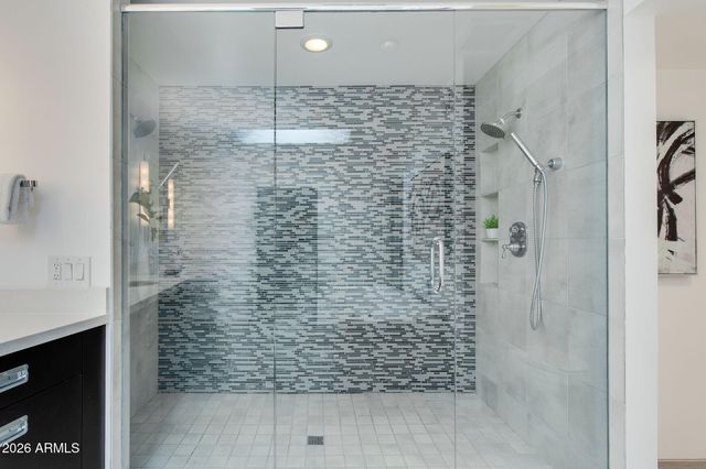 5241 N 31ST Place, Phoenix, AZ 85016