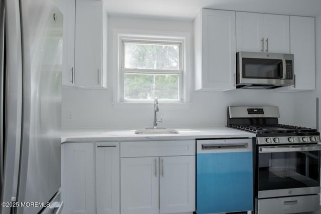 65 Little Silver Parkway, Little Silver, NJ 07739