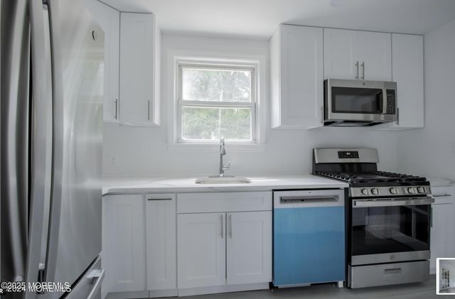 65 Little Silver Parkway, Little Silver, NJ 07739