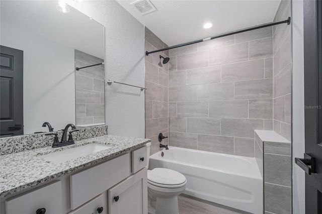 24300 NW FALCON AVENUE, Dunnellon, FL 34431