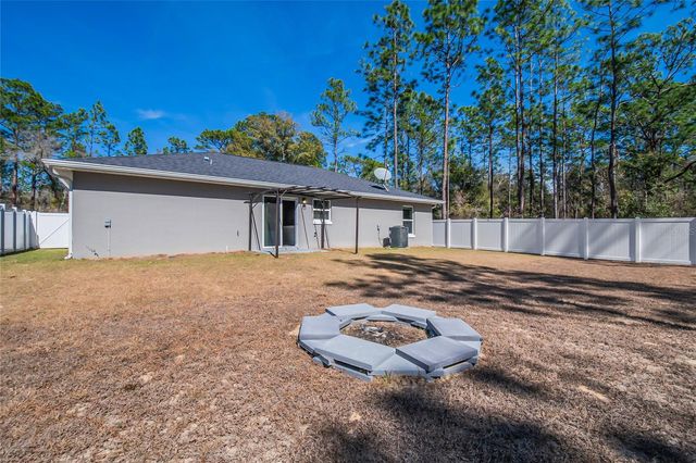 24300 NW FALCON AVENUE, Dunnellon, FL 34431