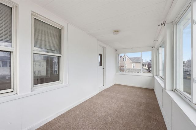 28-30 Cherrelyn St, Springfield, MA 01104