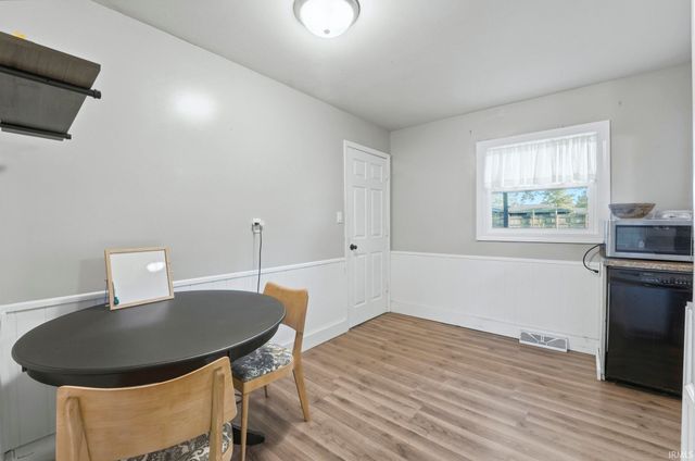 5037 Brook Drive, Fort Wayne, IN 46835