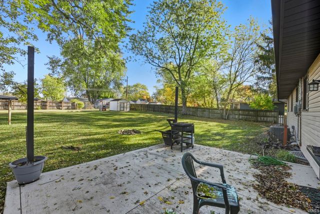 5037 Brook Drive, Fort Wayne, IN 46835