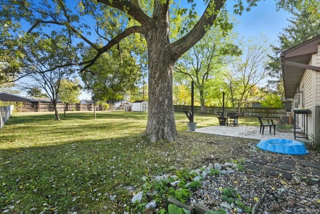 5037 Brook Drive, Fort Wayne, IN 46835