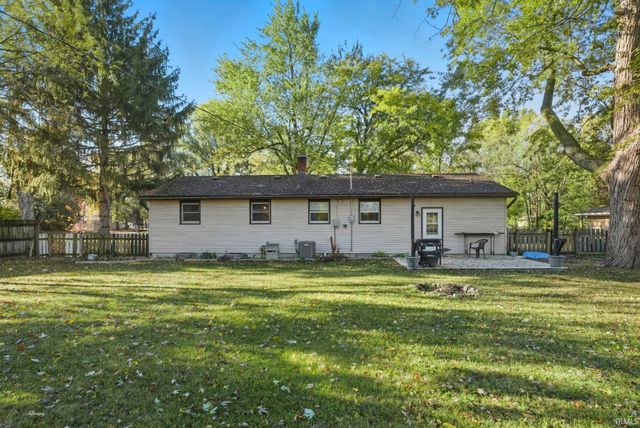 5037 Brook Drive, Fort Wayne, IN 46835