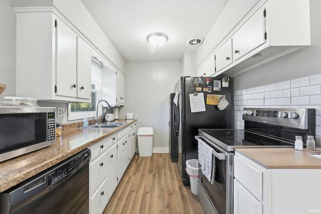 5037 Brook Drive, Fort Wayne, IN 46835