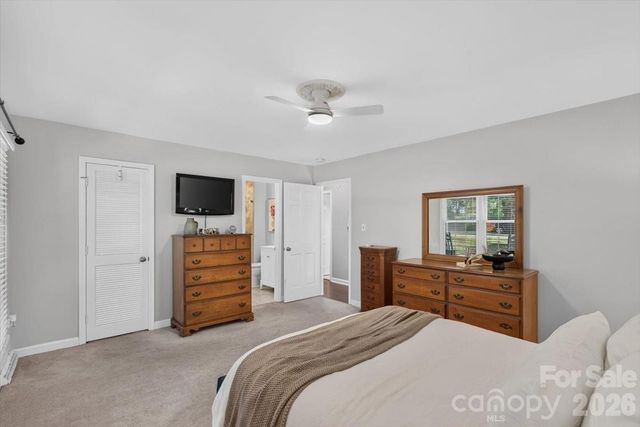 4124 Bridgewood Lane, Charlotte, NC 28226