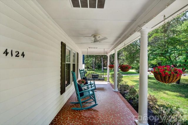 4124 Bridgewood Lane, Charlotte, NC 28226