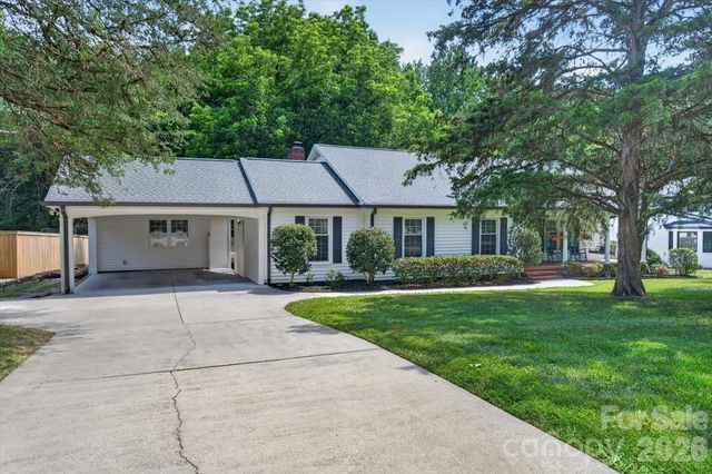 4124 Bridgewood Lane, Charlotte, NC 28226