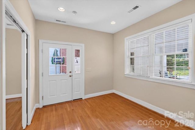4124 Bridgewood Lane, Charlotte, NC 28226