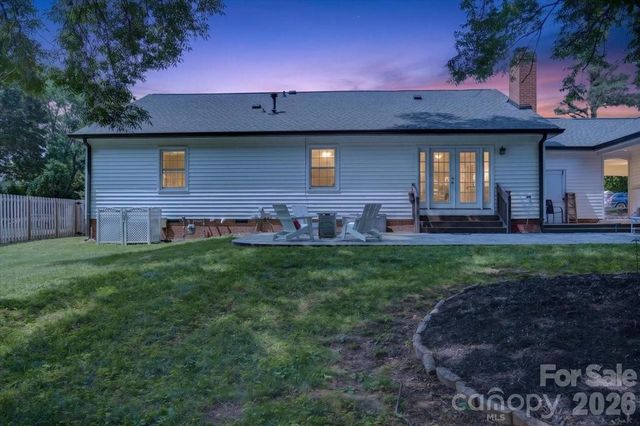4124 Bridgewood Lane, Charlotte, NC 28226