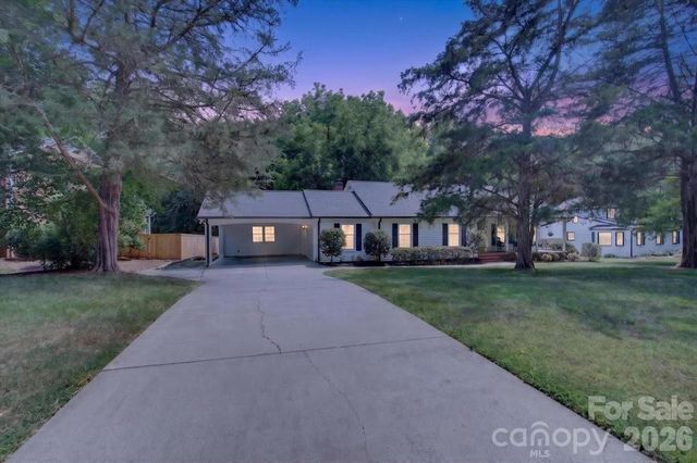 4124 Bridgewood Lane, Charlotte, NC 28226