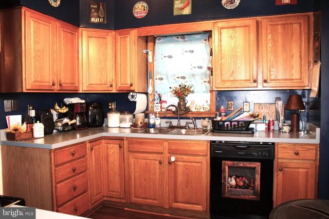 614 LINCOLN ST, Cumberland, MD 21502