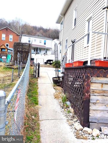 614 LINCOLN ST, Cumberland, MD 21502