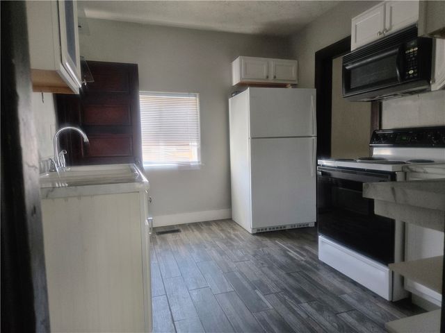250 S Harbine Avenue, Dayton, OH 45403