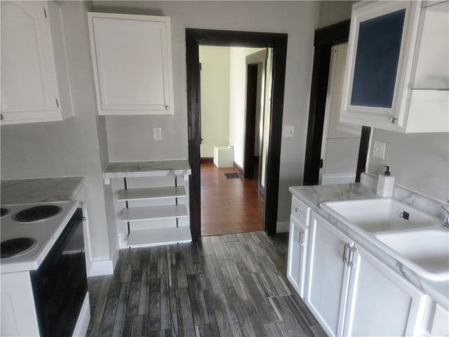 250 S Harbine Avenue, Dayton, OH 45403