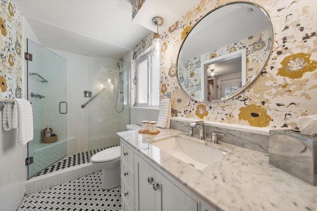 127 OAKWOOD DRIVE, Largo, FL 33770