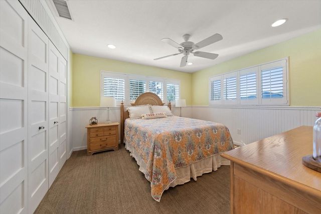 127 OAKWOOD DRIVE, Largo, FL 33770