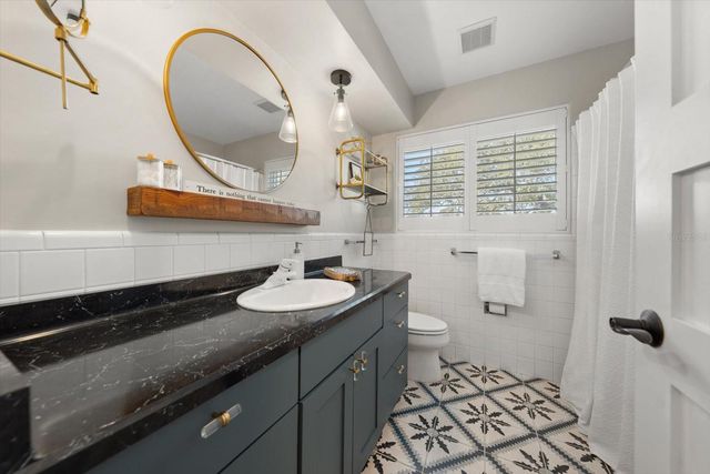 127 OAKWOOD DRIVE, Largo, FL 33770