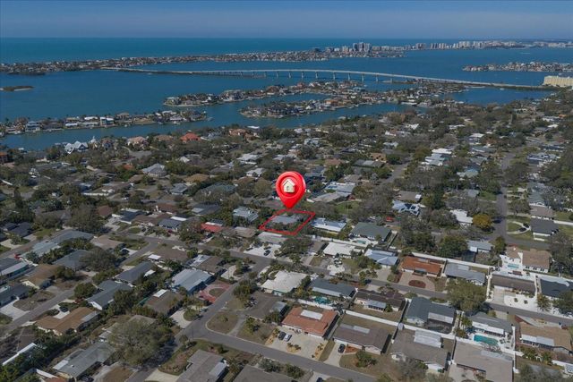 127 OAKWOOD DRIVE, Largo, FL 33770