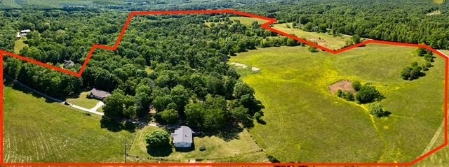 592 Eno Rd, Dickson, TN 37055