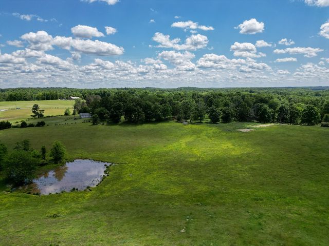 592 Eno Rd, Dickson, TN 37055