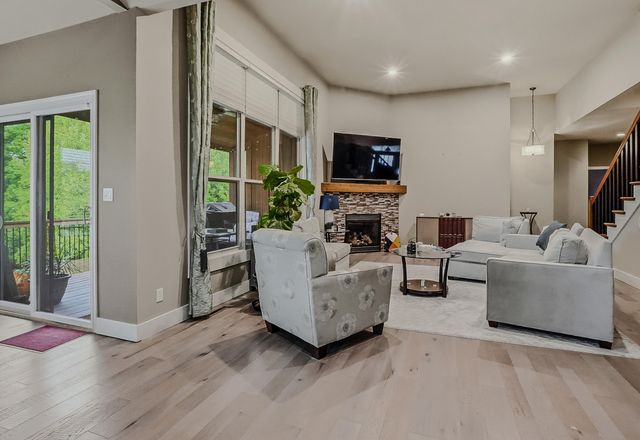 3502 LONGFORDS MILL DR, Columbia, MO 65203
