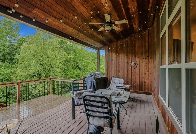 3502 LONGFORDS MILL DR, Columbia, MO 65203