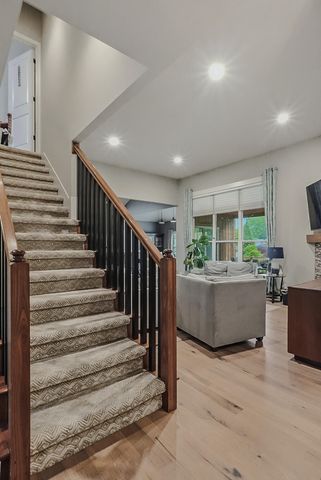 3502 LONGFORDS MILL DR, Columbia, MO 65203