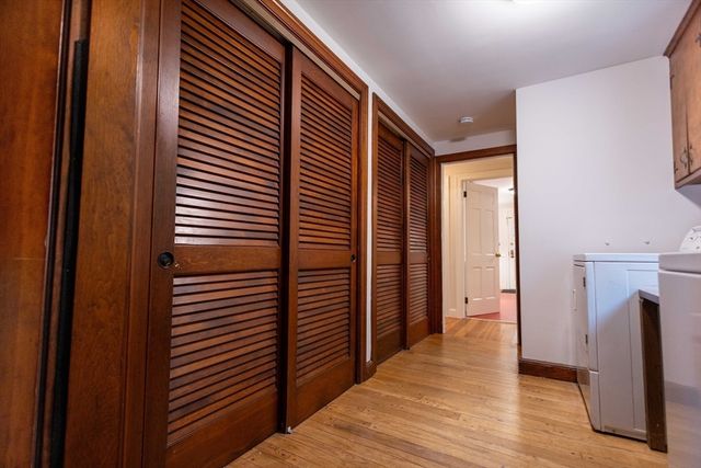 195 Dover Rd, Westwood, MA 02090