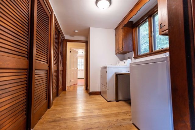 195 Dover Rd, Westwood, MA 02090