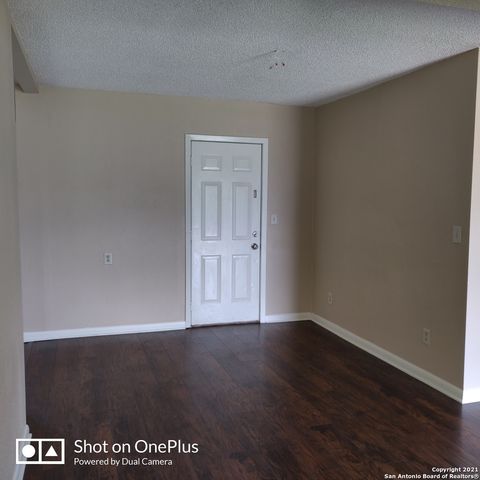 215 bradford, San Antonio, TX 78228